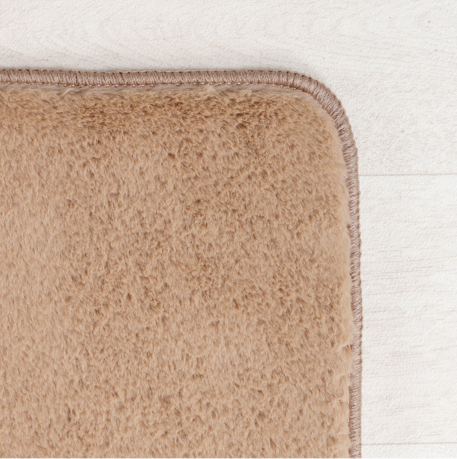 JOIE ENFÄRGAD TVÄTTBAR MATTA, 400 BEIGE