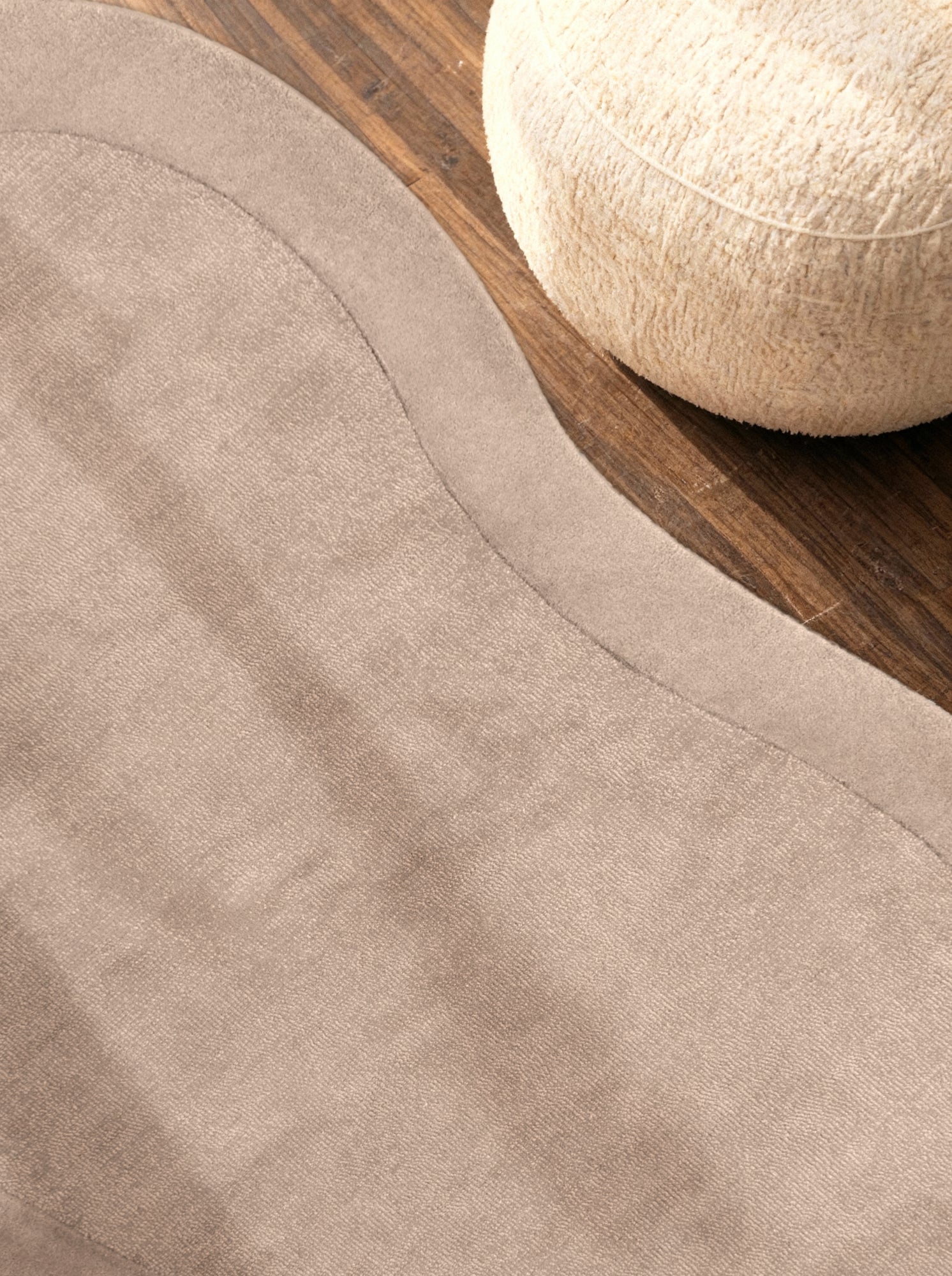 VILLEROY &amp; BOCH 1812 ULLMATTA - ORGANISK FORM KARI, NATURBEIGE