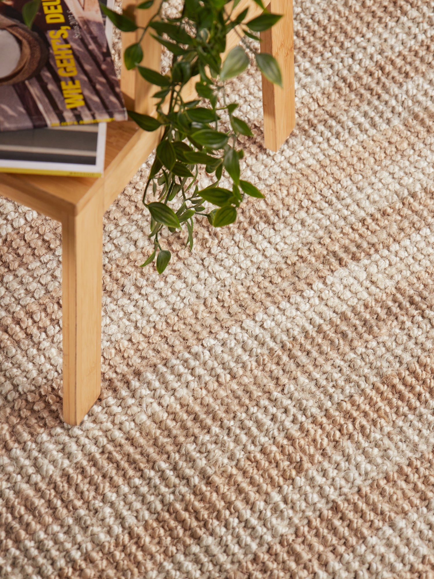ELLE DECORATION HARVEST JUTEMATTA AMBER, NATURLIG-ELFENBEN-GULD