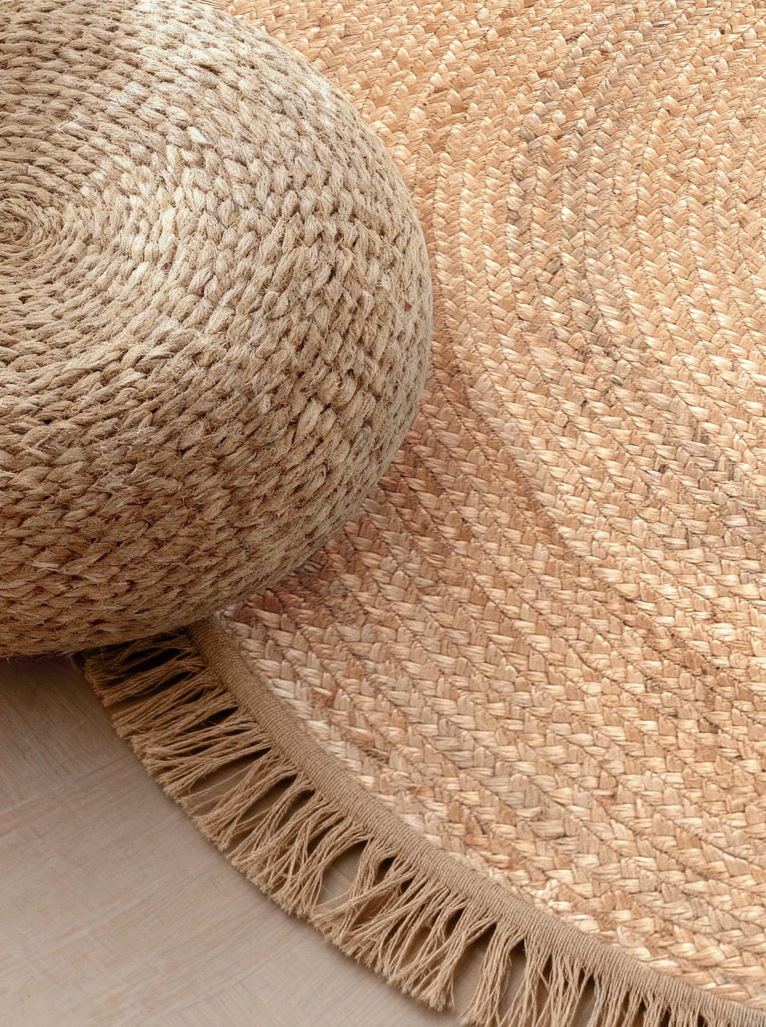 JUTEFLÄTAD MATTA NURU RUND, NATURLIG-GYLLEN