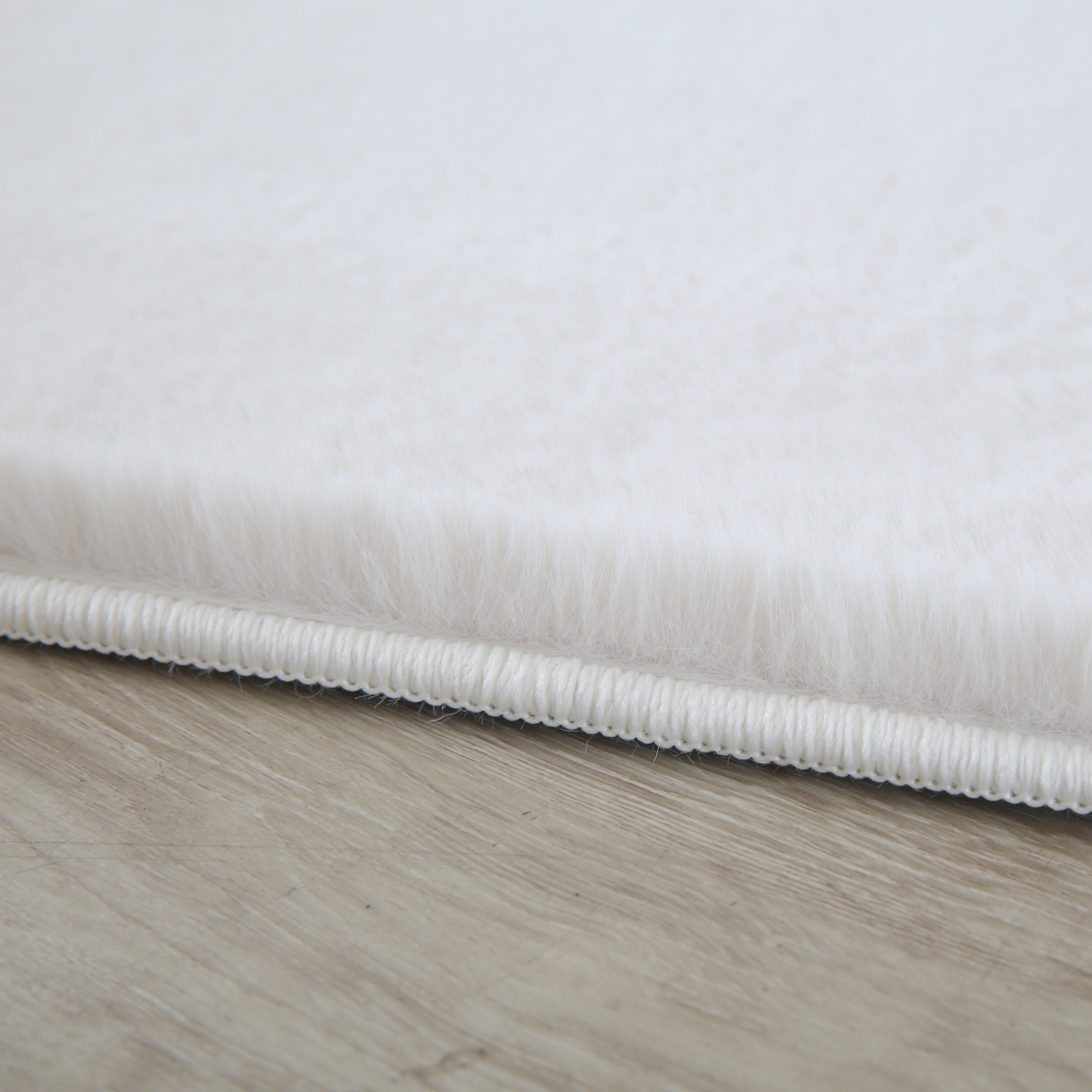 PUFFY PLUSH RUGGED, 5100 CREAM