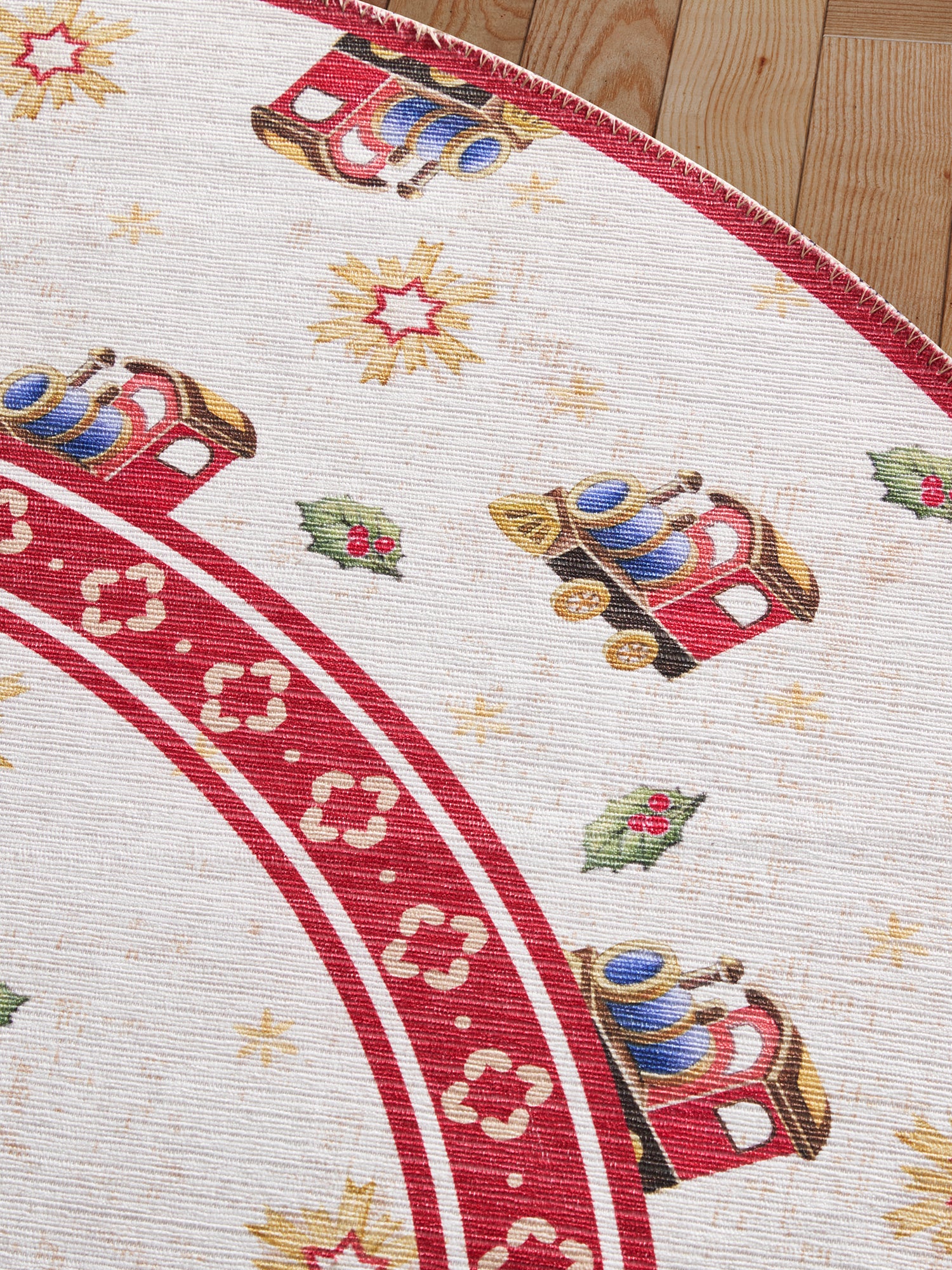 VILLEROY &amp; BOCH TOY'S DELIGHT LIMITED EDITION JULMATTA, JULTÅG CRÈME-RÖD