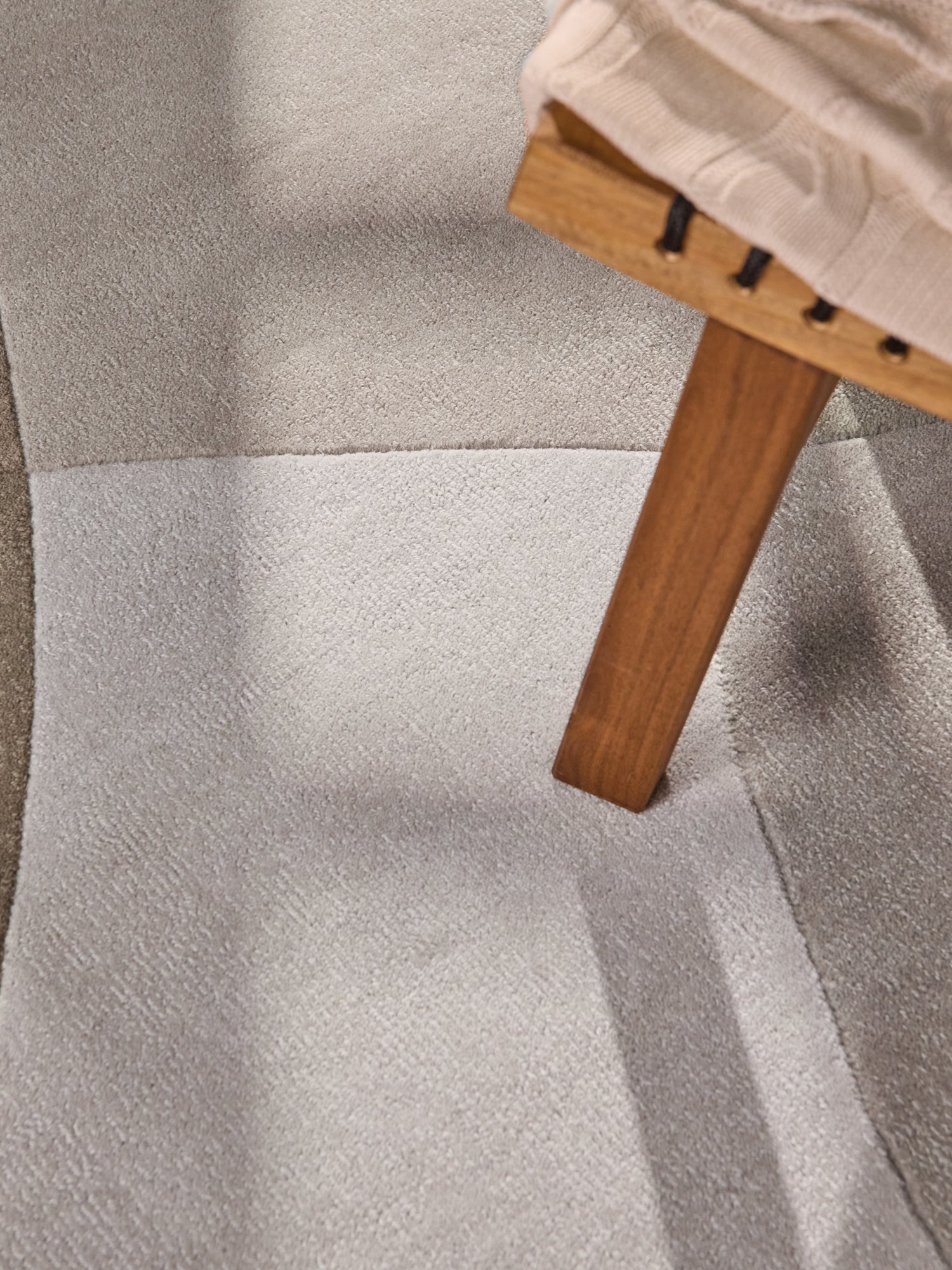 TED BAKER HACKNEY ULLPLÄD CLARISSA, BEIGE-GRÅ