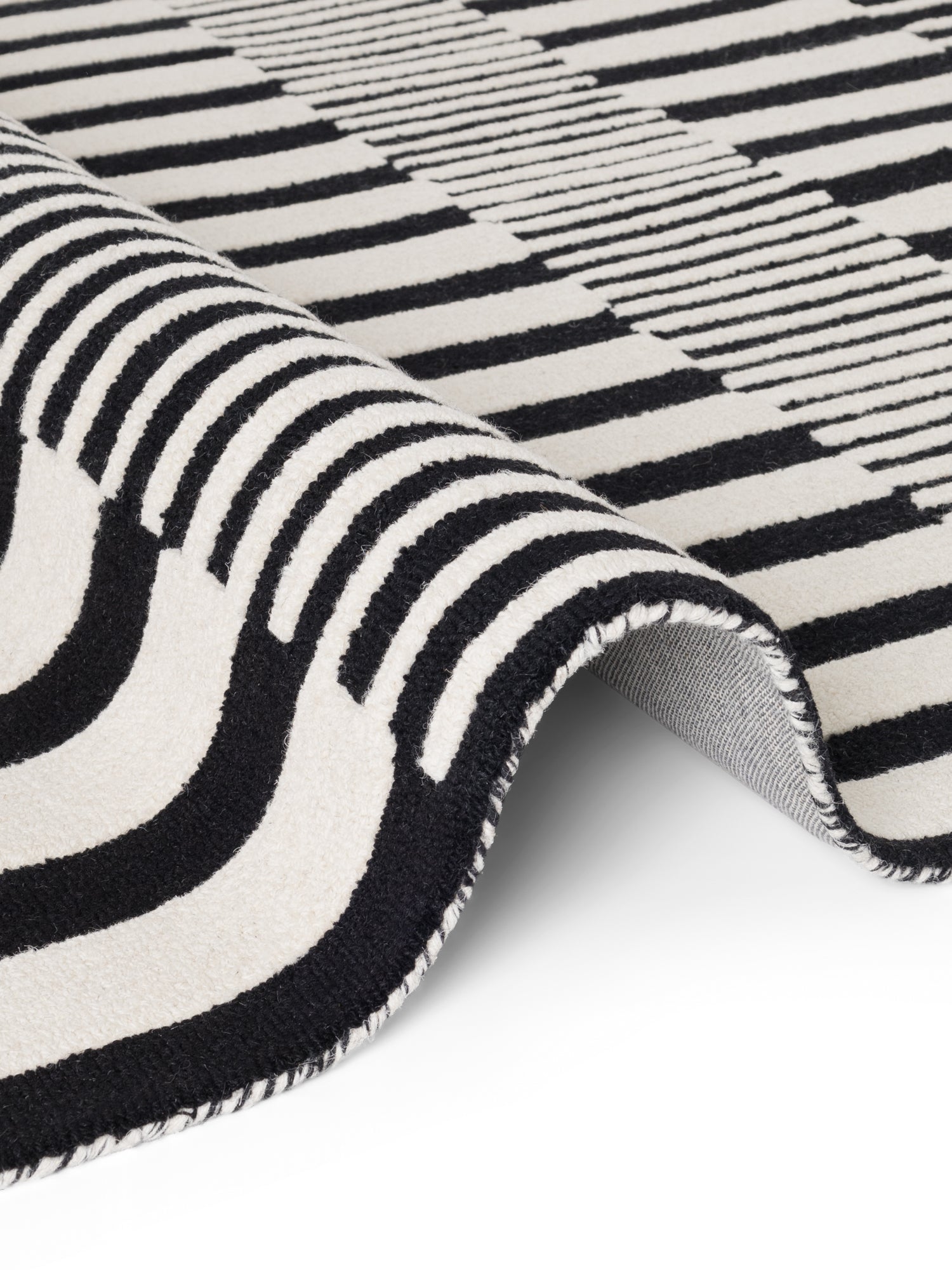 ELLE DECORATION STRYVE ULLMATTA PULSE, SVART-VIT