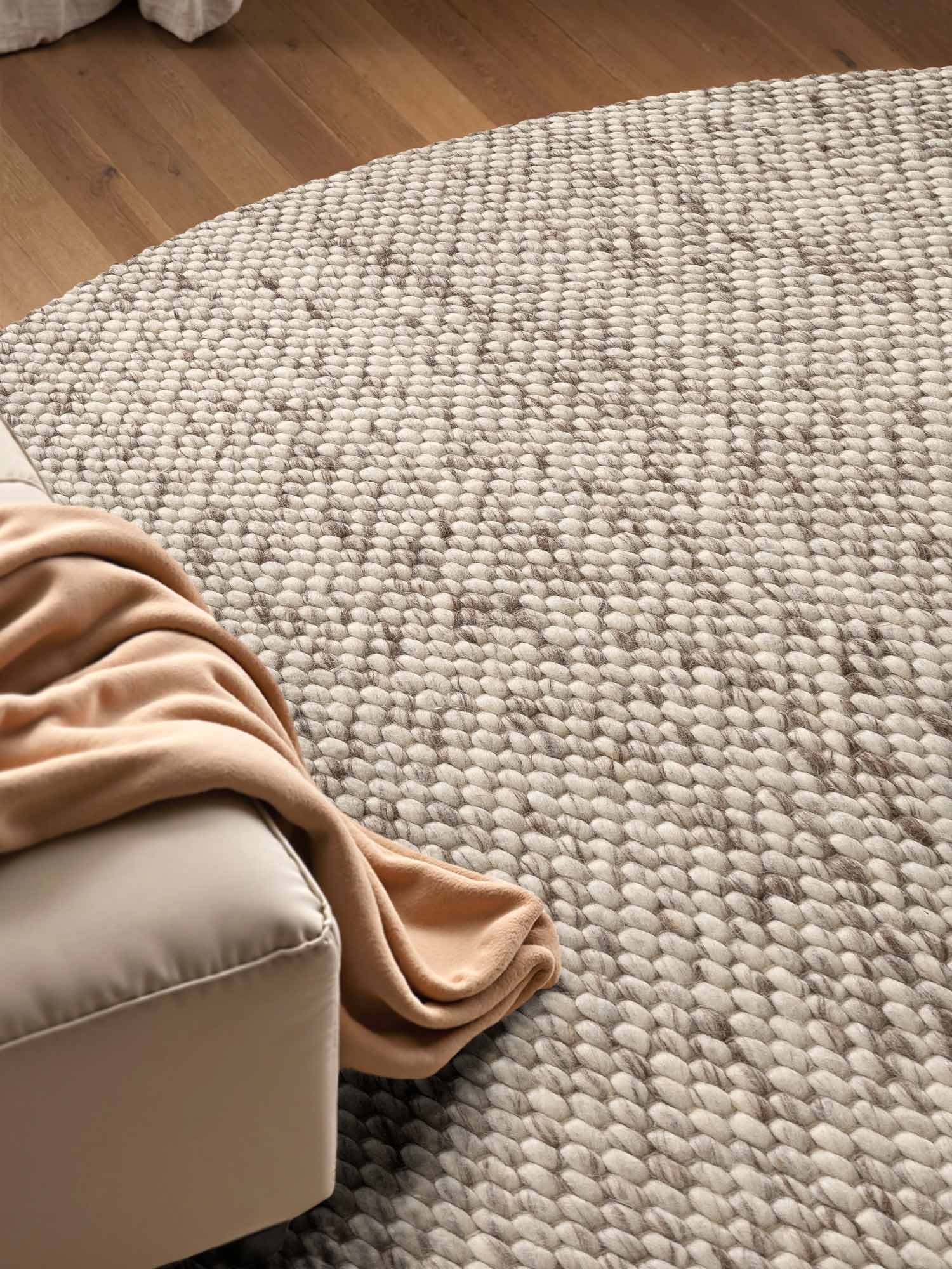 ELLE DECORATION LYON ULLMATTA, BÖNOR NATURLIG KRÄMBRUN
