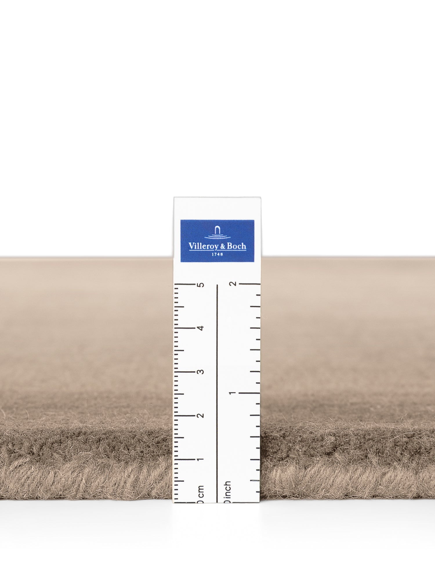 VILLEROY &amp; BOCH 1812 ULLMATTA - ORGANISK FORM KARI, NATURBEIGE