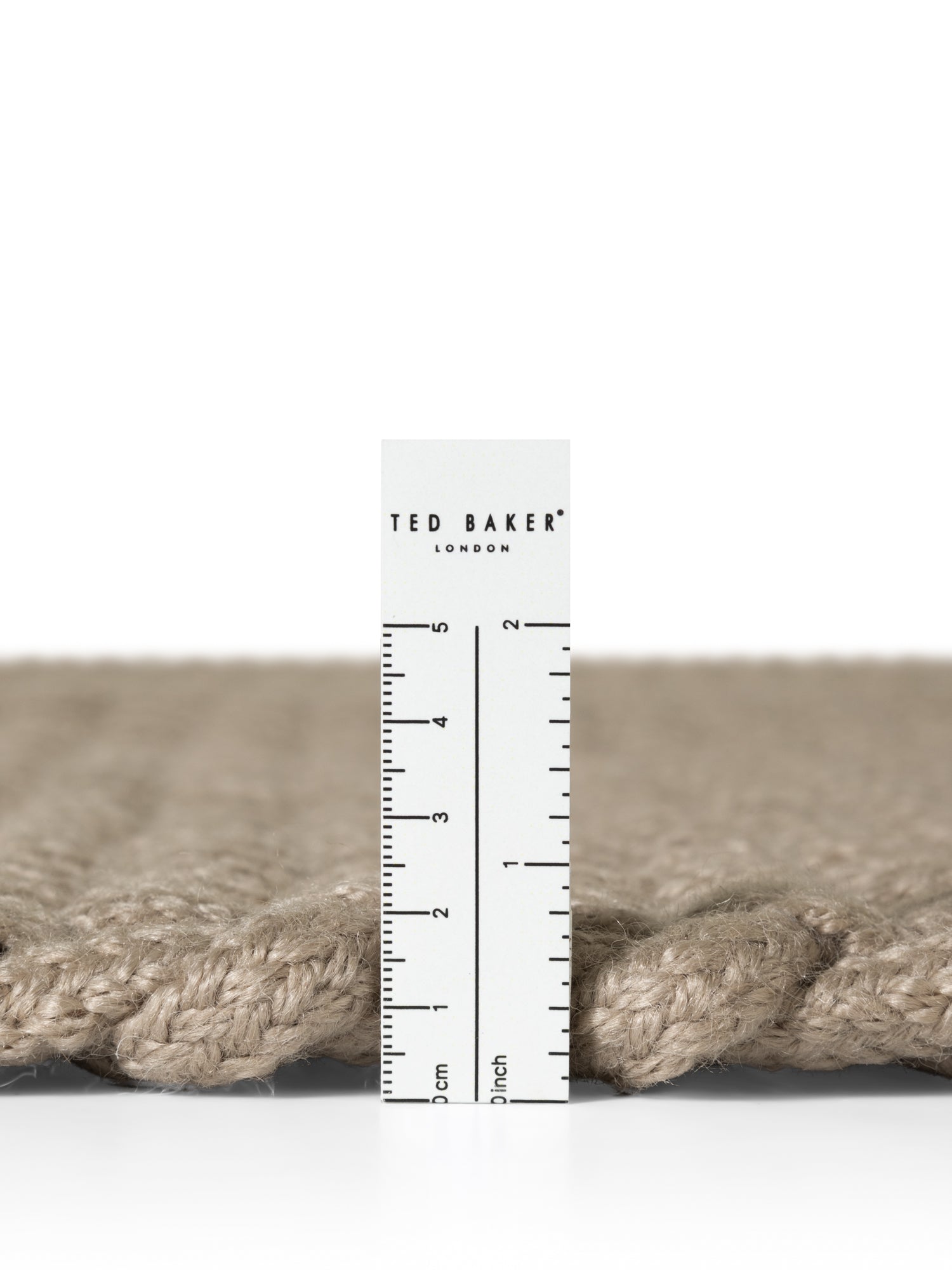 TED BAKER SOUTHWARK INNE- OCH UTEGOLVMATTA, BEIGE GRÅ